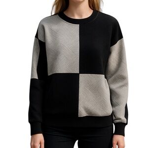 C3- Liam & Co. - SIZE LARGE - Textured Sweater